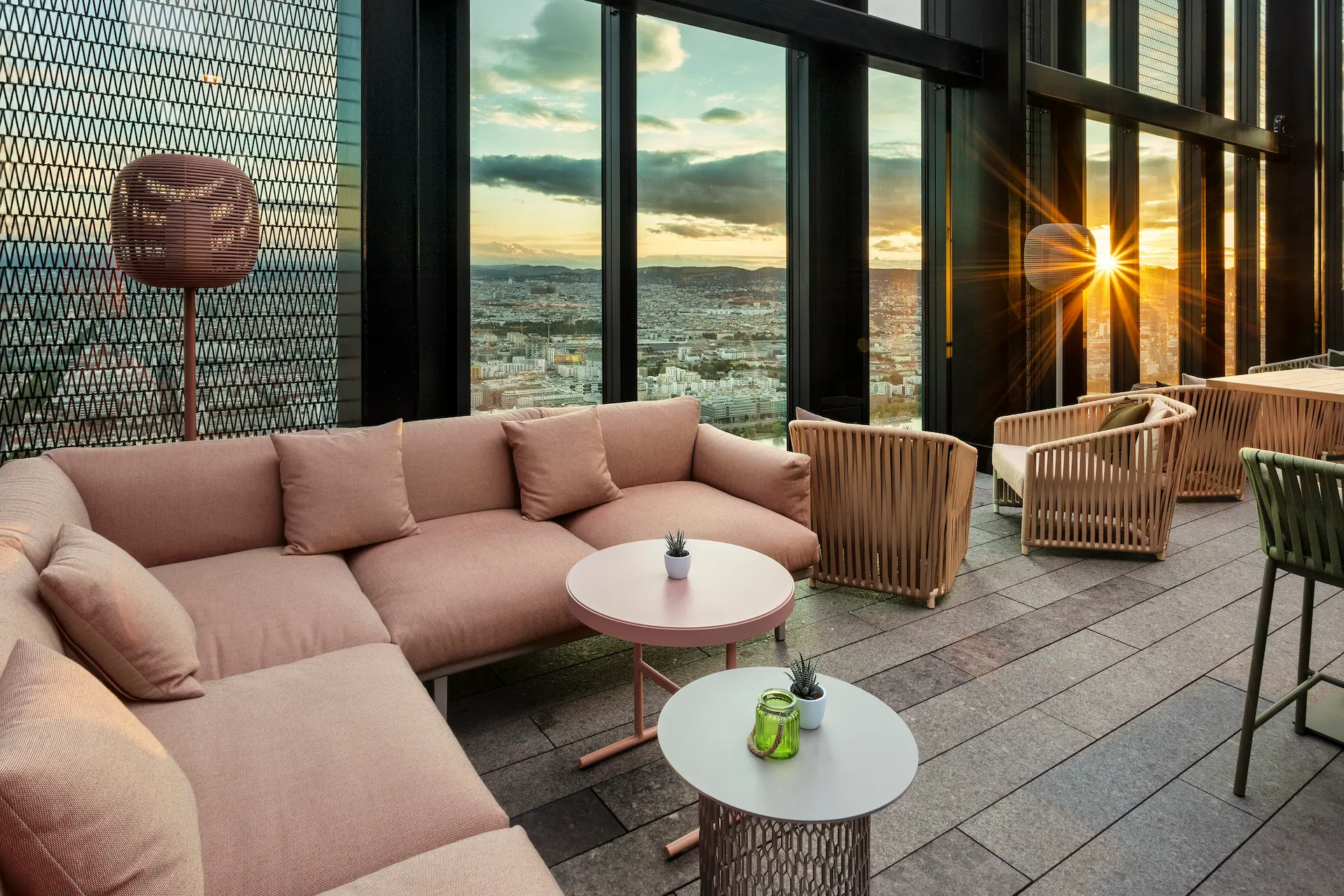 Altia Skybar